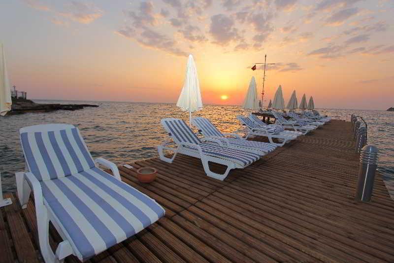 Lucas Didim Resort Yenihisar Bagian luar foto